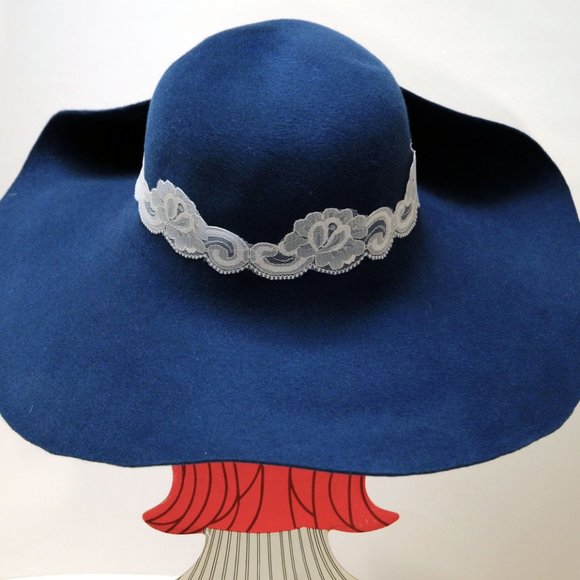 Women’s Picture Frame Wide Brim Hat 100% Wool main image 4